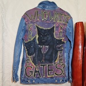 Hand-Painted Denim Jacket with Bold Three-Headed Wolf Back Art